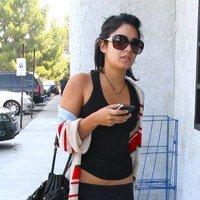 Vanessa Hudgens goes shopping for groceries at Trader Joe | Picture 88418